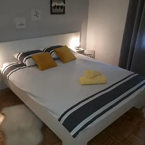N&b Apartment